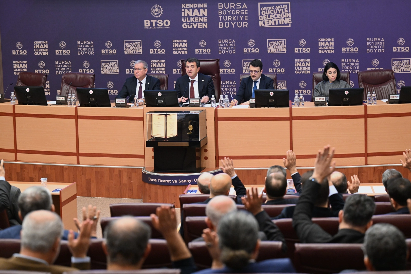 BTSO meslek komitelerinde sekt&ouml;rel değerlendirme