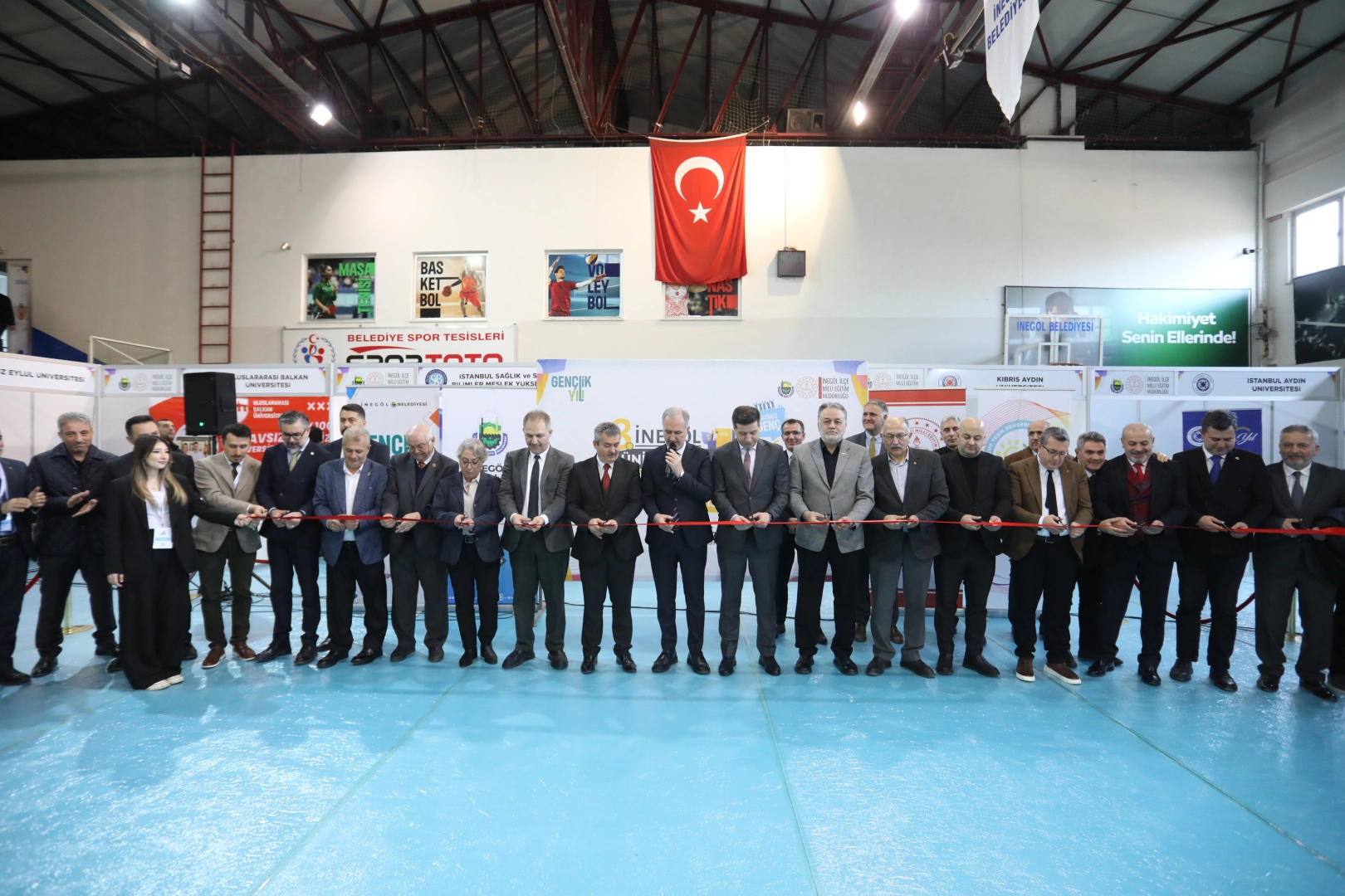 Bursa İneg&ouml;l&rsquo;de &Uuml;niversite ve Meslek Tanıtım G&uuml;nleri 8. kez kapılarını a&ccedil;tı