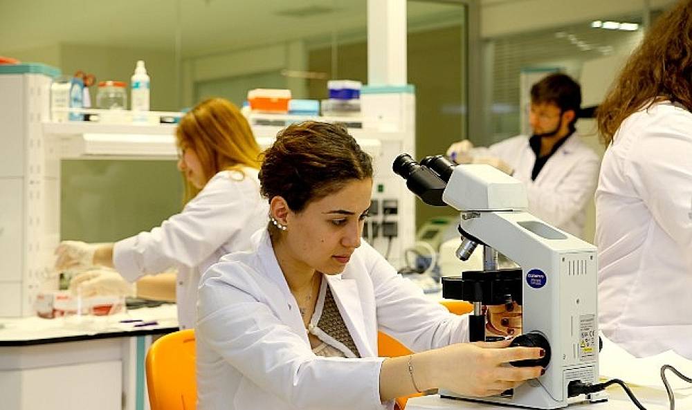 T&uuml;rkiye'nin İlk TWAS M&uuml;kemmeliyet Merkezi &Uuml;sk&uuml;dar &Uuml;niversitesi 
