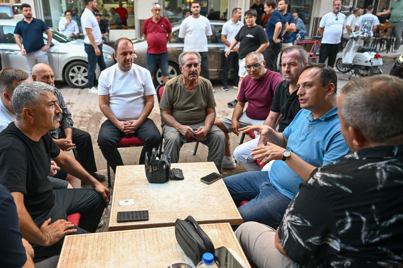 Başkan Eşki&rsquo;den &Ccedil;amdibi&rsquo;nde esnaf turu