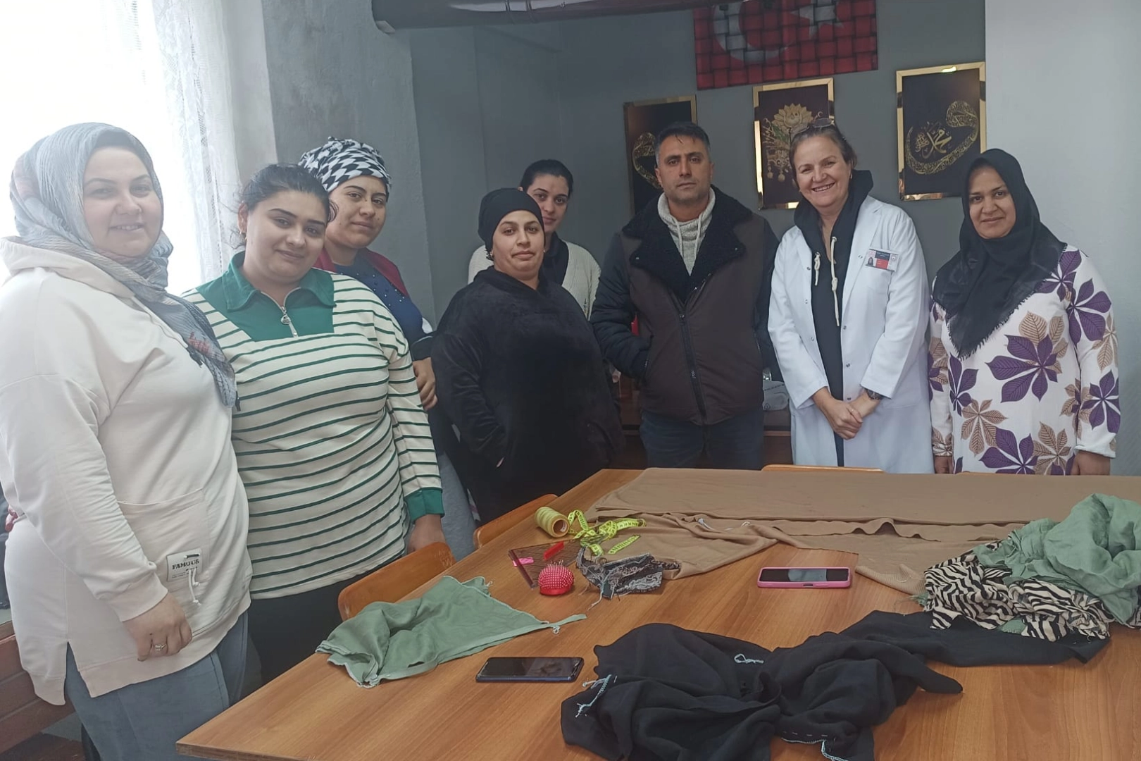 Kadınlara ve gen&ccedil;lere iş kapısı: Dikiş kursu a&ccedil;ıldı!