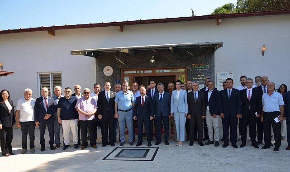 Kuru incirde b&uuml;y&uuml;k buluşma: Aydın'da t&uuml;m taraflar bir araya geldi   