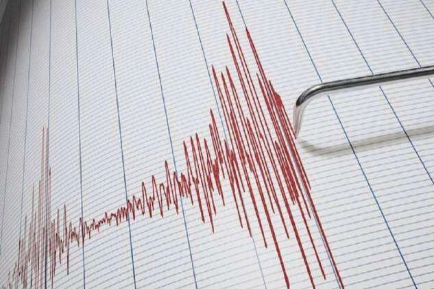Antalya a&ccedil;ıklarında 5 dakika arayla deprem!