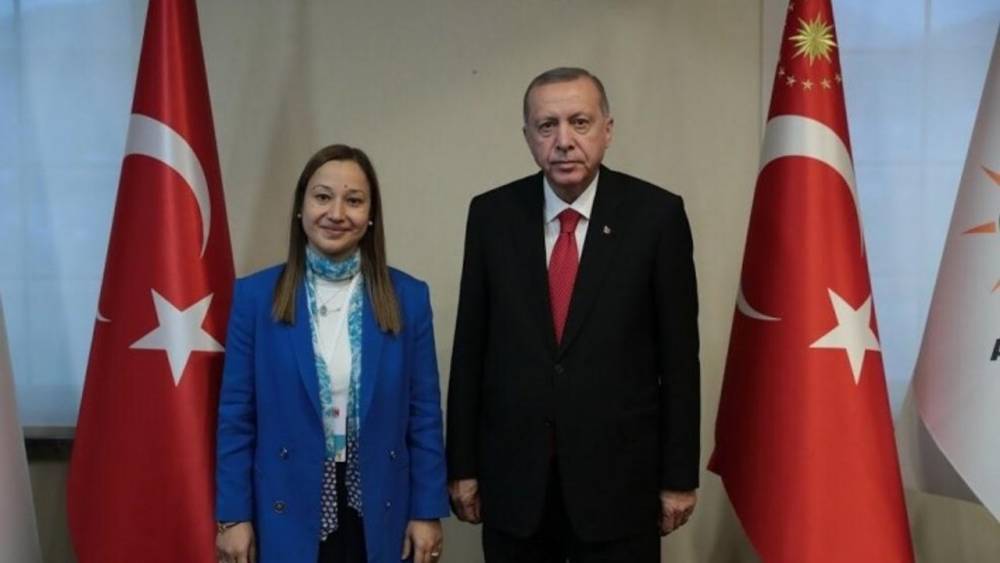 Gaziantep Milletvekili Bakbak'tan AK Parti'nin kuruluş yıld&ouml;n&uuml;m&uuml; vurgusu: "T&uuml;rkiye Y&uuml;zyılı'nı inşa ediyoruz"