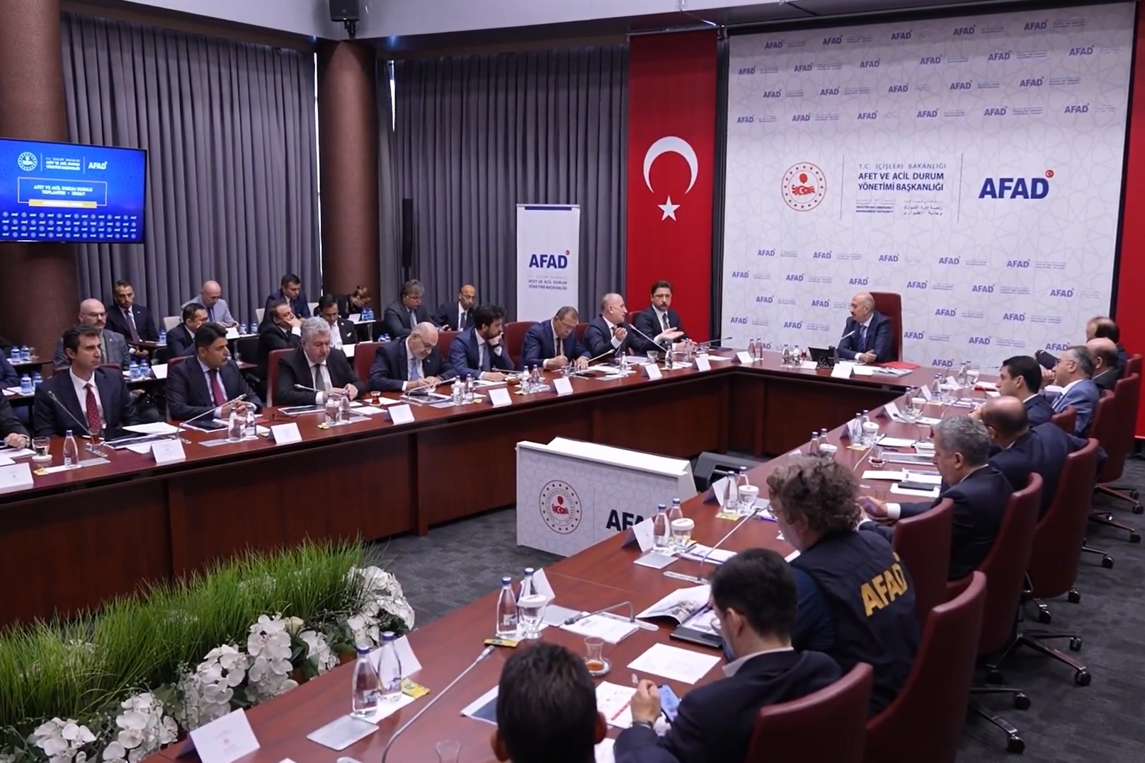 Afet ve Acil Durum Kurulu havadan yardım ve tahliye sistemi i&ccedil;in &ccedil;alışma başlatıyor