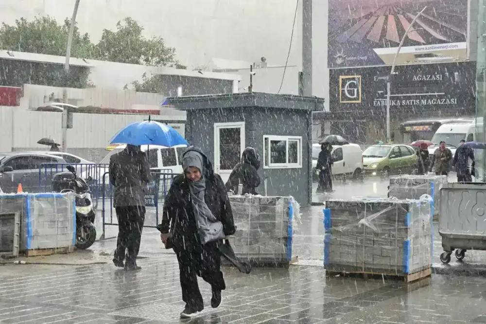 Sıcaklıklar 15 derece düşüyor, yağışlı hava ve kar geliyor