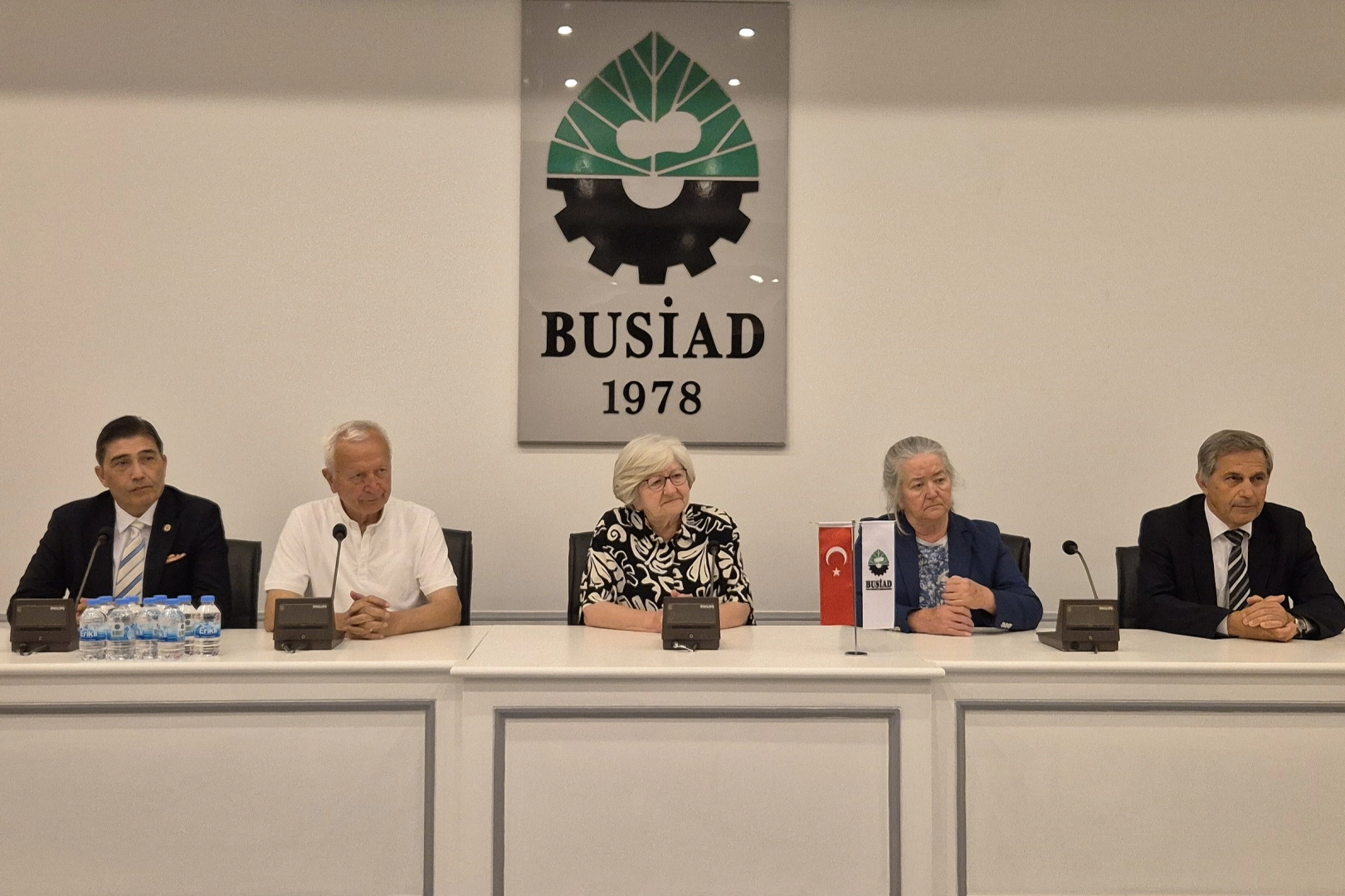 K&uuml;resel ısınma ve organik tarım BUSİAD Evi&rsquo;nde konuşuldu