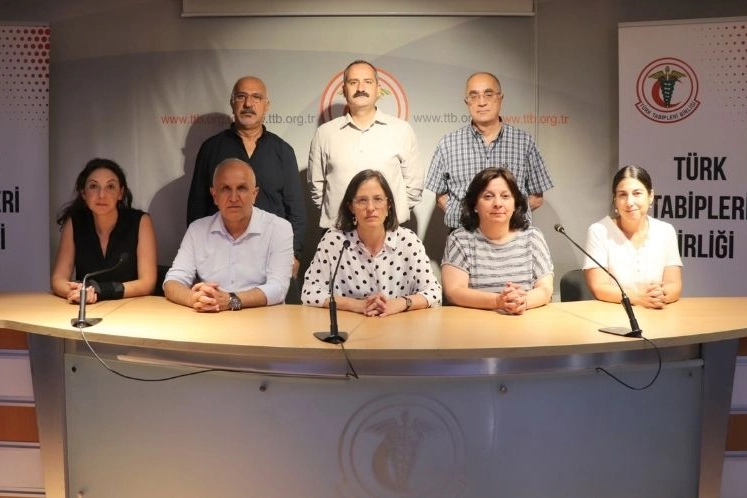 TTB ve Eğitim Sen'den torba kanun tepkisi... 26. madde akademik &ouml;zg&uuml;rl&uuml;ğe tehdit