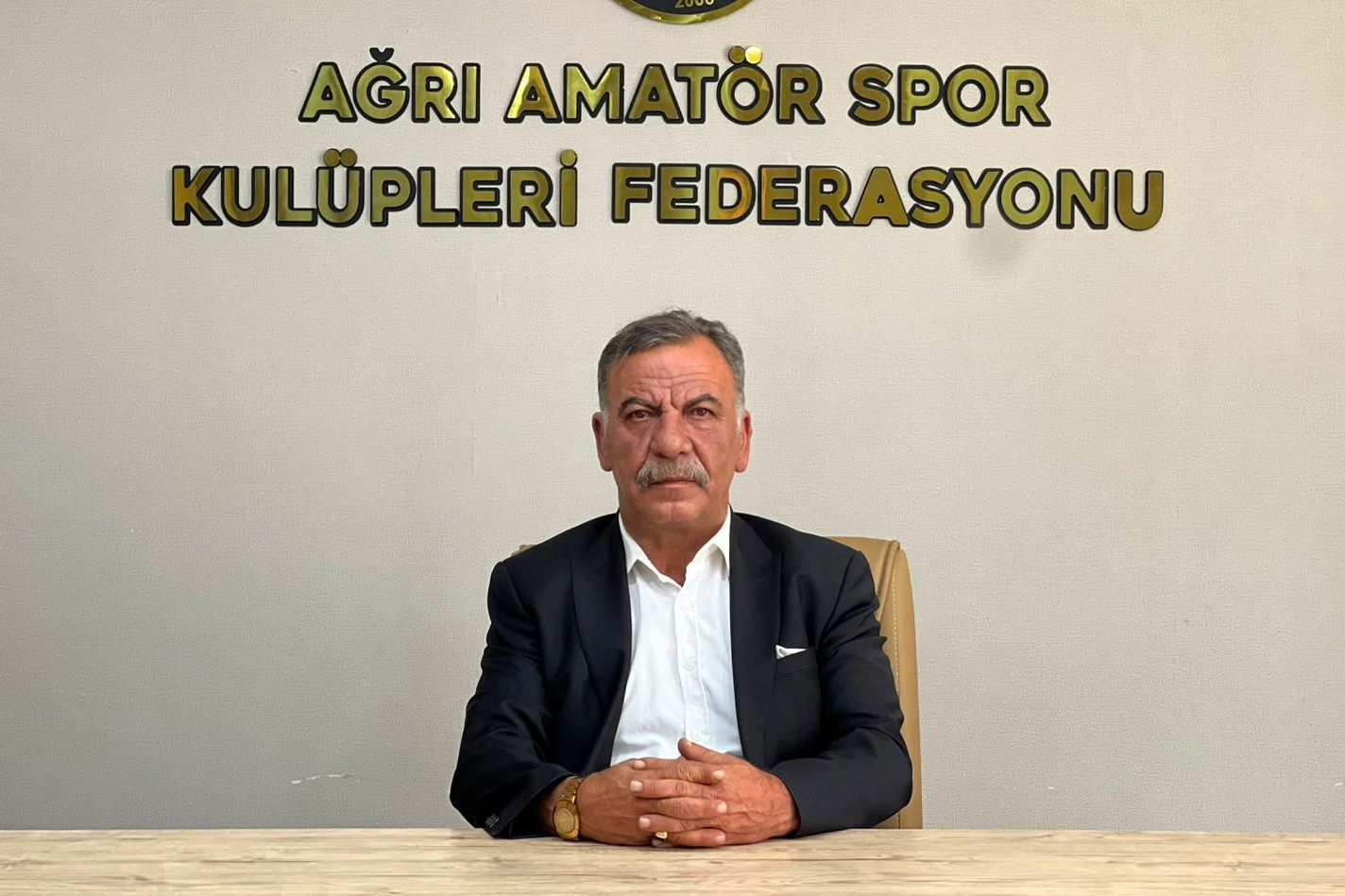 Hayati Bekis 107 delegenin imzasıyla Ağrı ASKF Başkan adaylığını a&ccedil;ıkladı