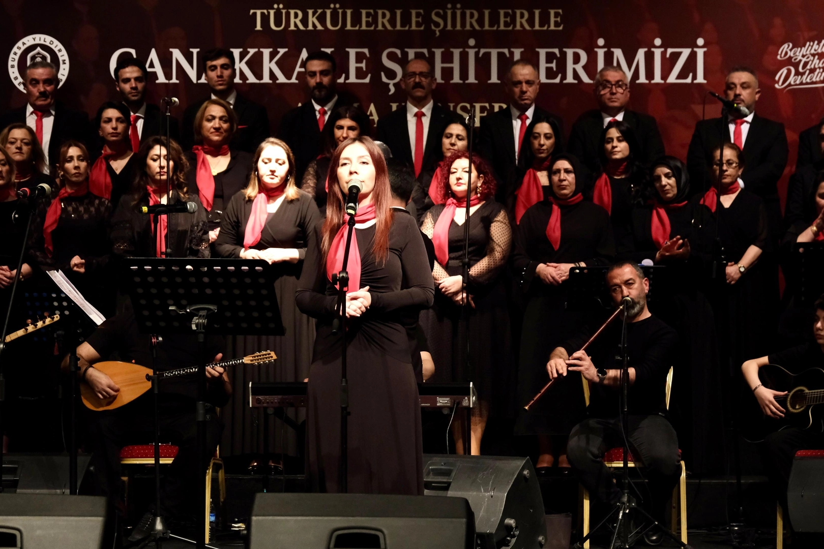 Bursa Yıldırım'da &Ccedil;anakkale ruhu t&uuml;rk&uuml;lerle yaşatıldı