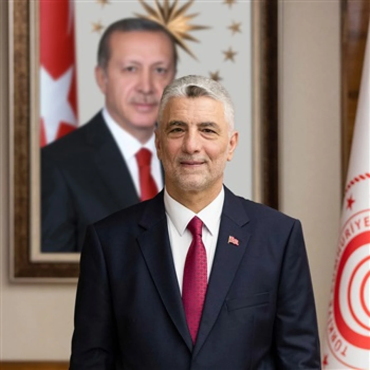 Bakan Bolat: &Uuml;lke ekonomisi b&uuml;y&uuml;yor dedi 