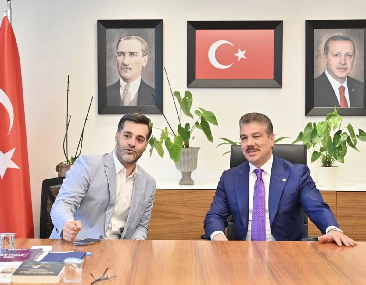 C&Uuml;NEYT Y&Uuml;KSEL&rsquo;DEN NET MESAJ: &ldquo;&Uuml;SK&Uuml;DAR&rsquo;I YALNIZ BIRAKMAYIZ&rdquo; 