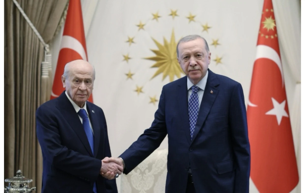 ERDOĞAN VE BAH&Ccedil;ELİ K&Uuml;LLİYE&rsquo;DE BİR ARAYA GELDİ 
