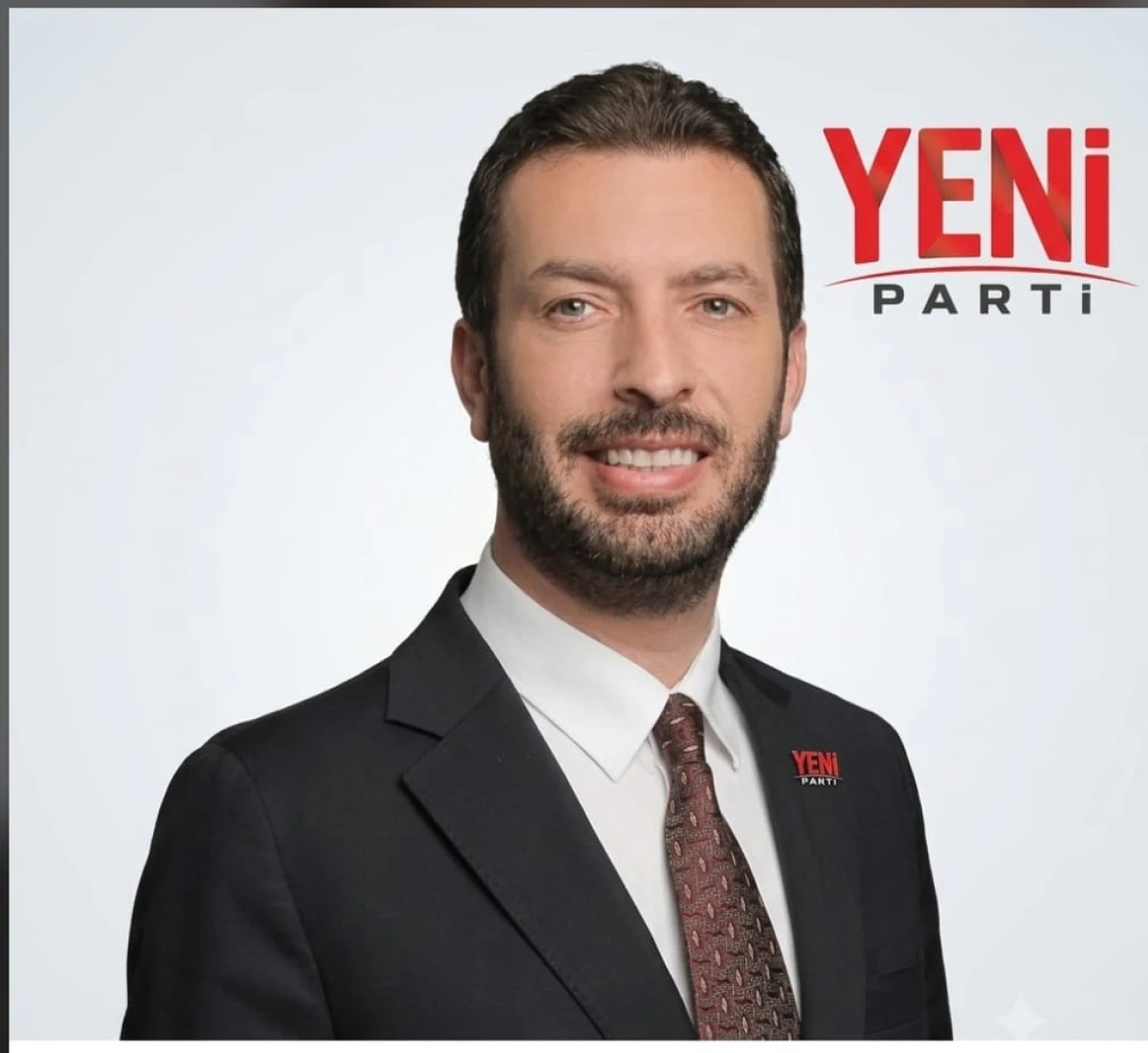 Kadir Aydar CHP'den İstifa Etti: Yeni Parti'ye Katıldığını A&ccedil;ıkladı