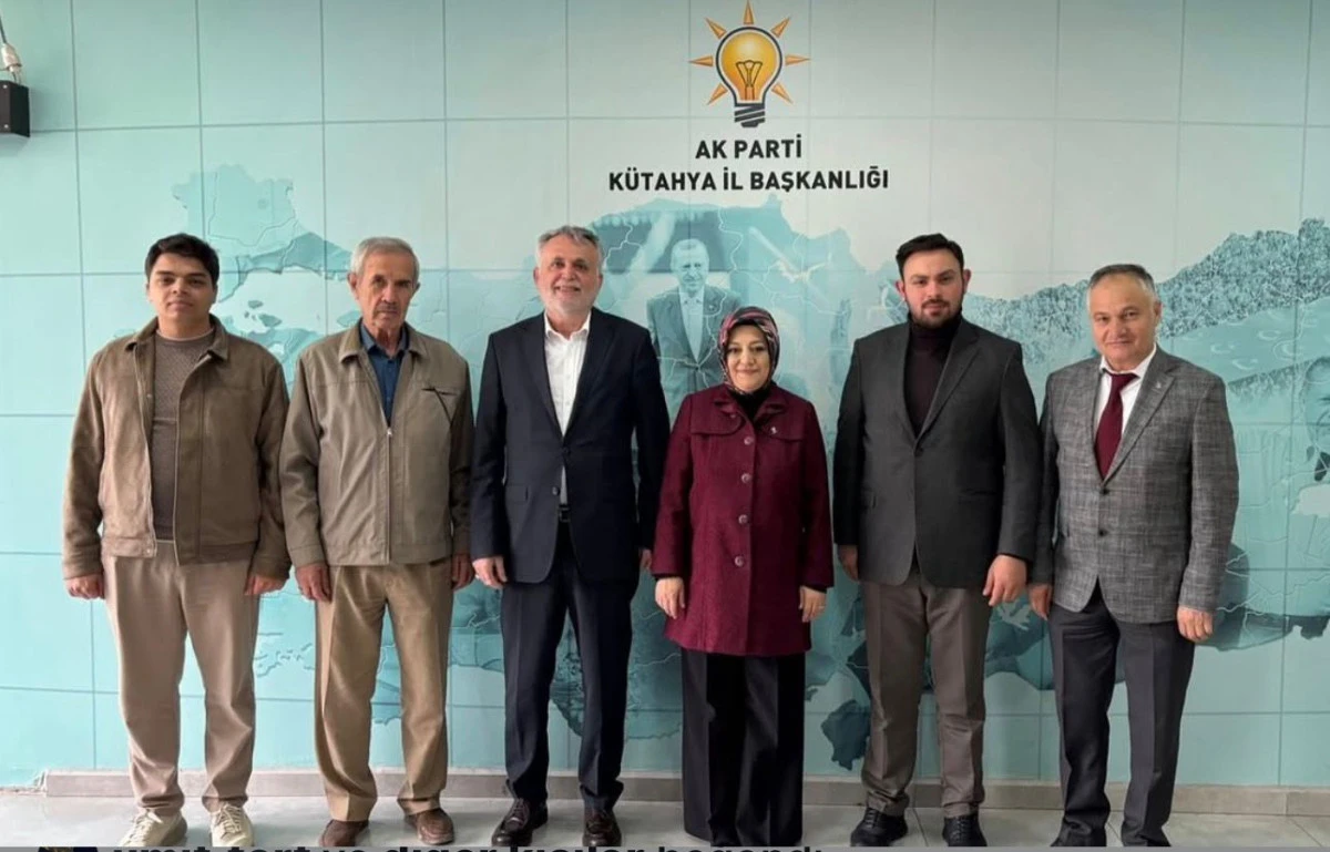 SELAMET AKINCILAR HEYETİNDEN AK PARTİ K&Uuml;TAHYA İL BAŞKANLIĞINA ZİYARET
