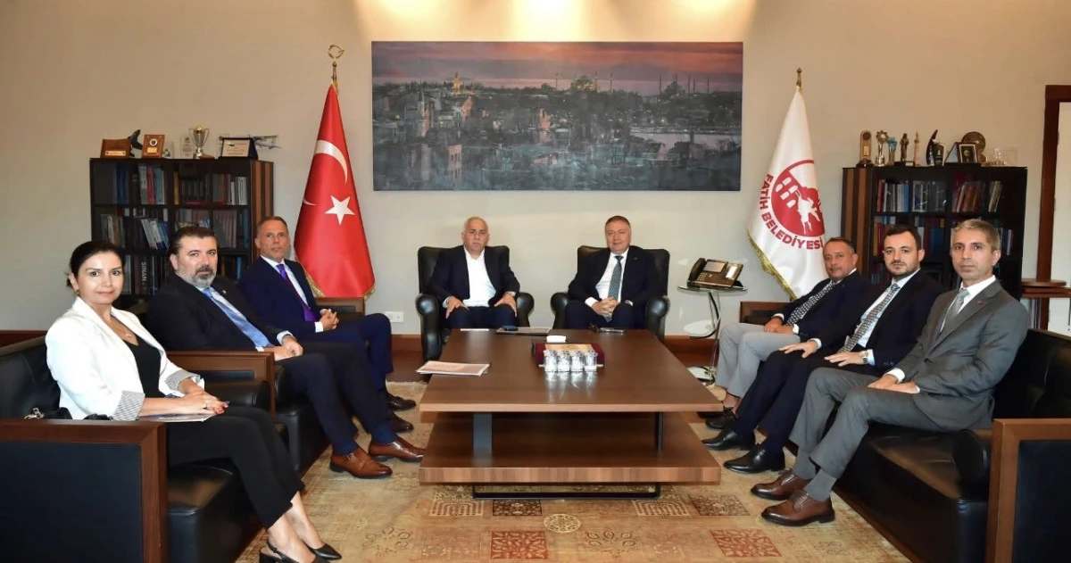 TİM BAŞKAN VEKİLİ AHMET &Ouml;KS&Uuml;Z VE İTHİB BAŞKANI AHMET ŞİŞMAN&rsquo;DAN FATİH&rsquo;E ZİYARET 