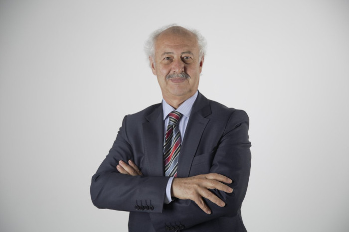 Prof. Dr. &Ouml;mer Adil Atasoy Hukuk&ccedil;u Akademisyen